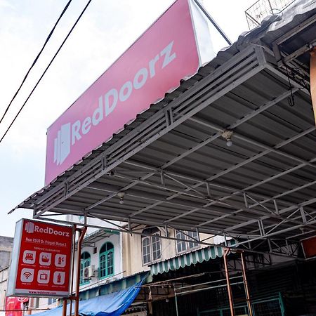 Reddoorz Near Rsud Dr Pringadi Medan 3 Hotel Eksteriør billede