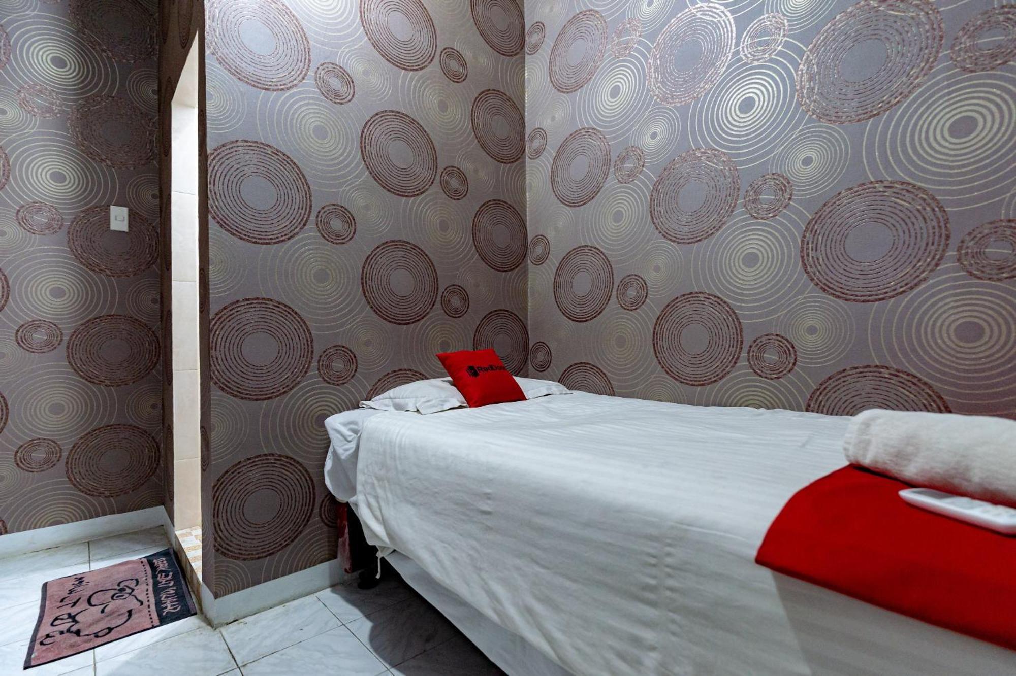 Reddoorz Near Rsud Dr Pringadi Medan 3 Hotel Eksteriør billede